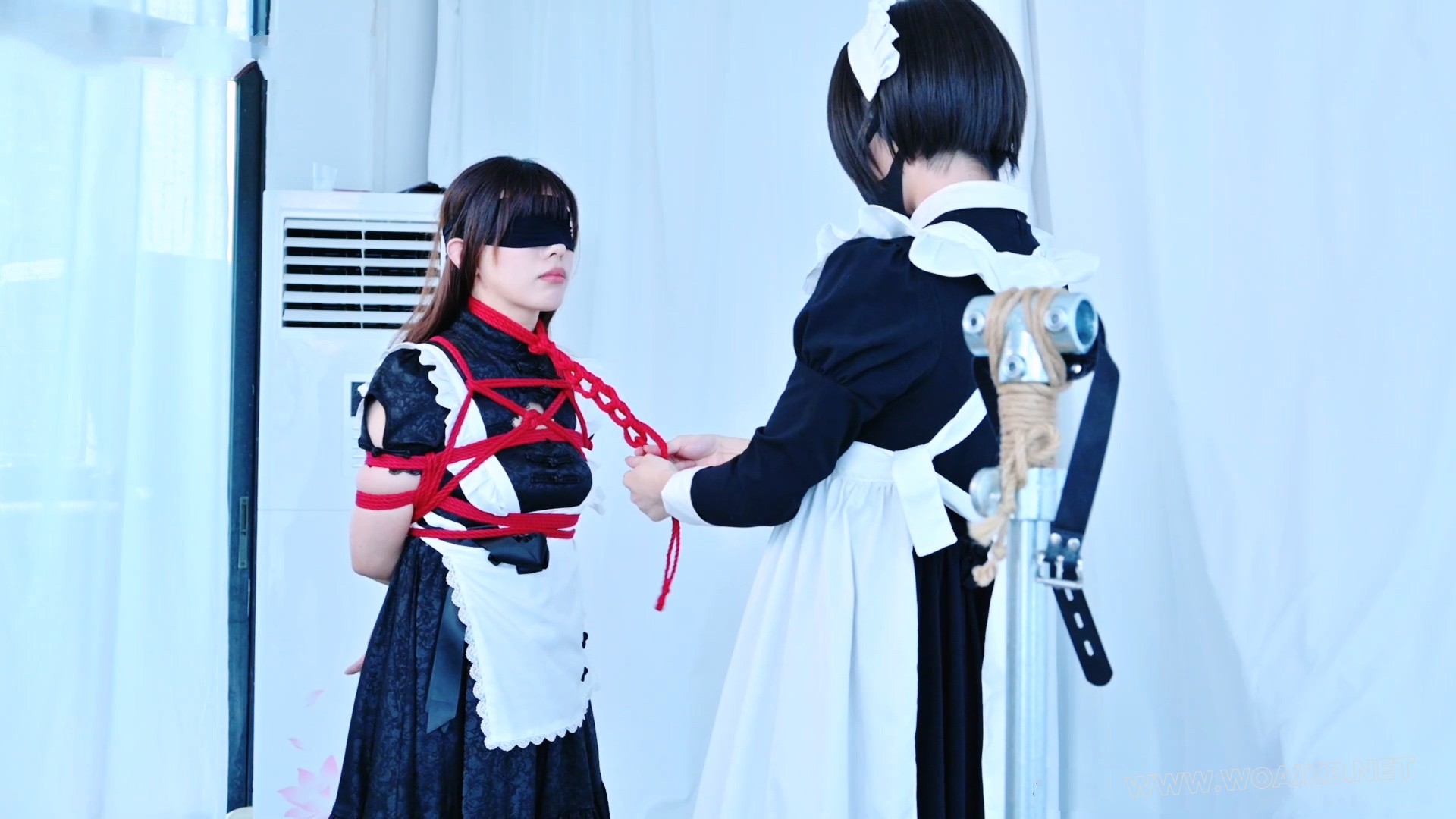 黑丝国风小女仆 百合loli调教 女虐女 固定放置 阳俱口塞 强高放置 鞭打 强膏 预览图