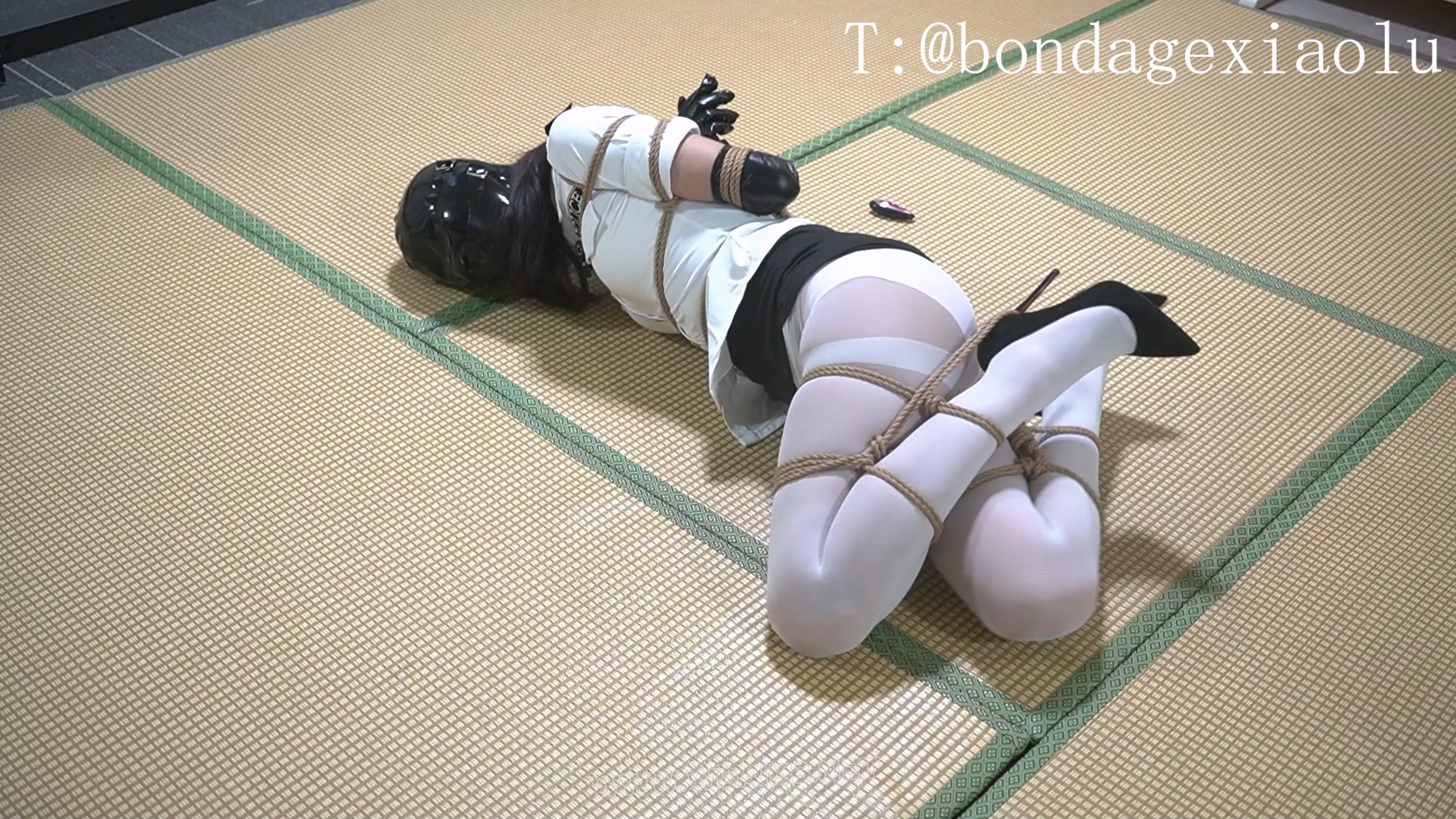 定拍：日本女侦探蒙难 预览图