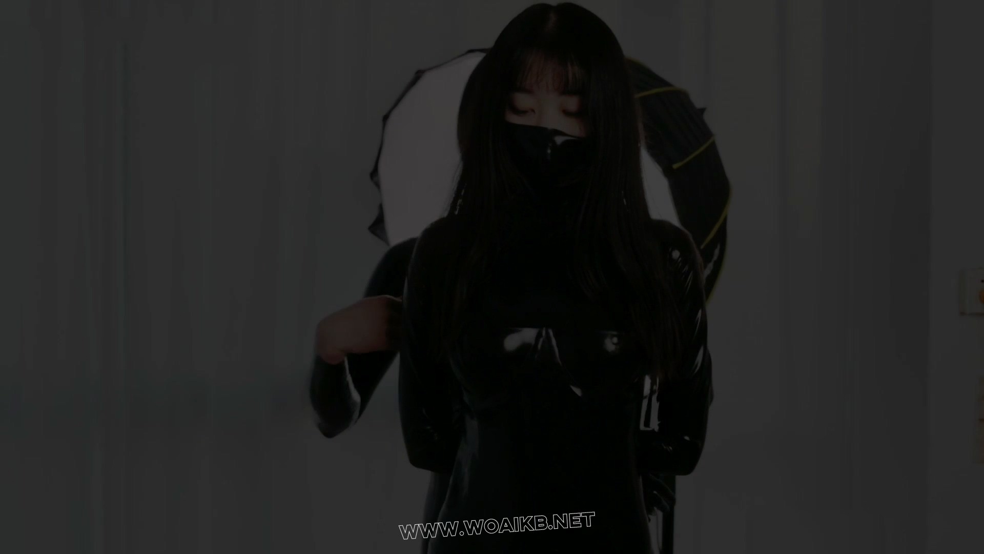 乳胶小姐姐的红绳与黑色头箱kb，墙高，sp和拘束放置游戏 乳胶衣 女虐女 百合 红绳… 封面图