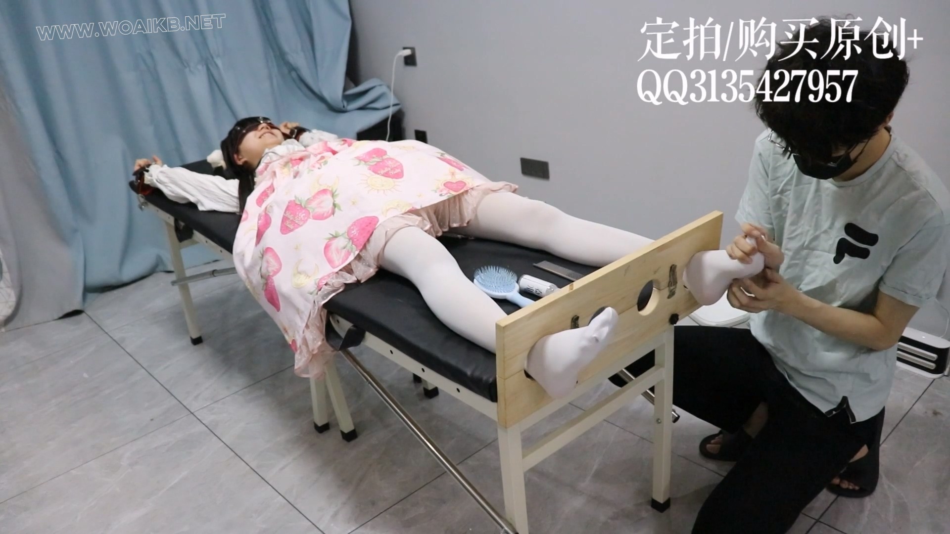 TK专场！一镜到底的持续tk~白丝lo娘茶茶连续痒刑tk地狱~（新tk道具~电钻滚刷！持续 预览图