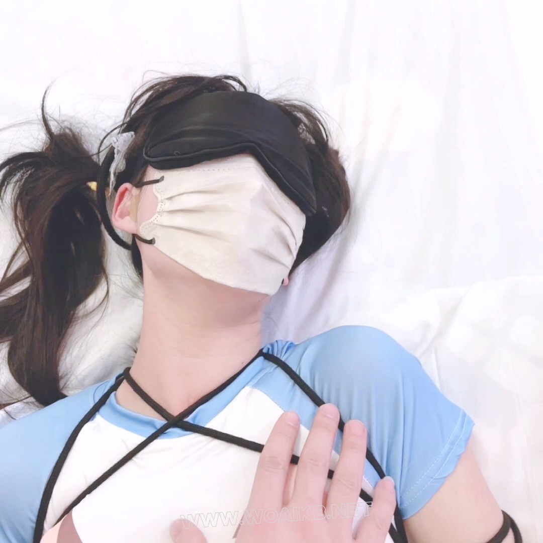 你的线上小m之高开叉紧身衣+白短袜+tk+sp+扇脸+枕头+鞭打高C 预览图