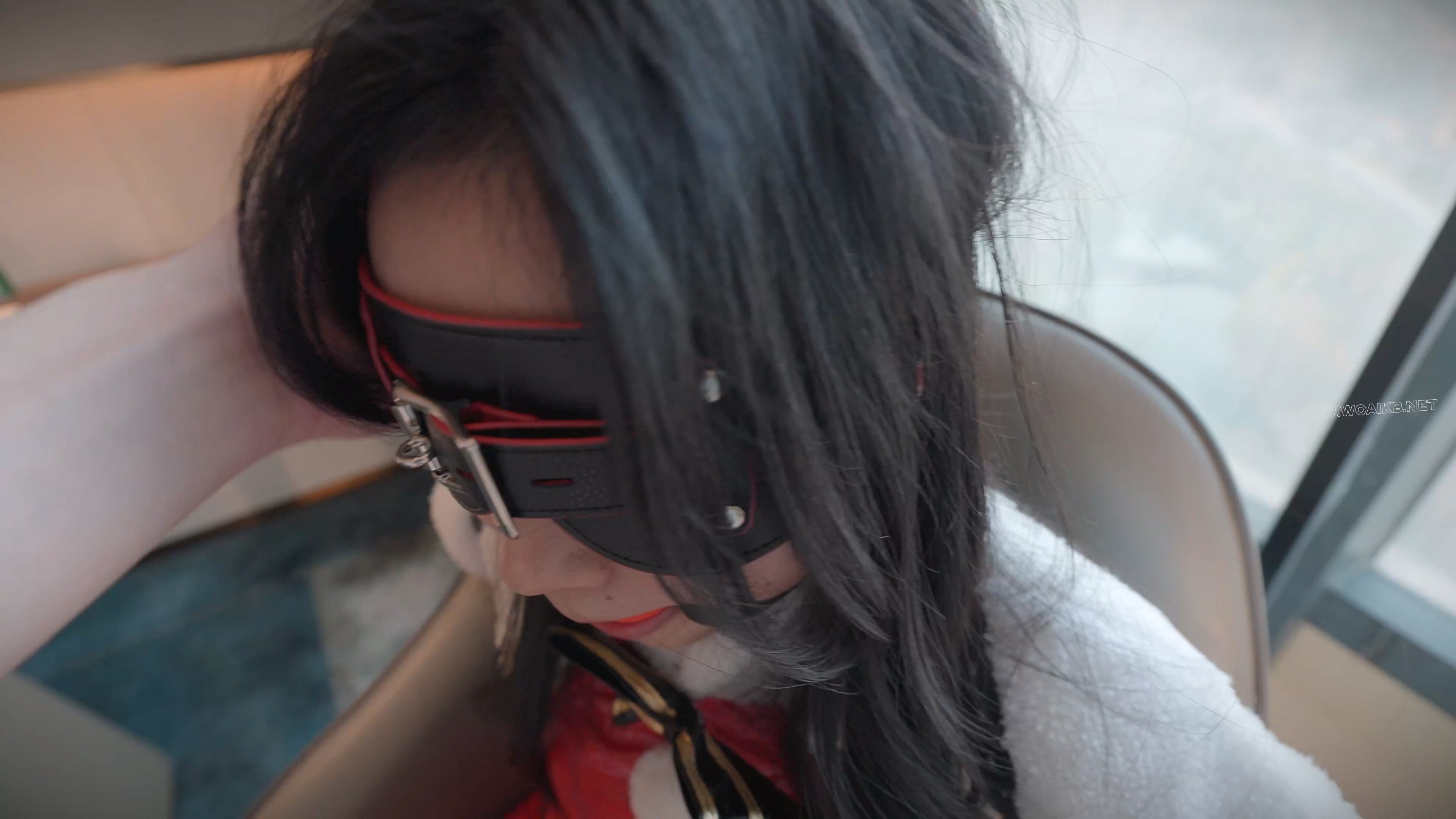 《女友的圣诞惊喜2》（男友视角）给闺蜜戴上口球、单手套束缚、皮带绑双腿、关衣柜 预览图