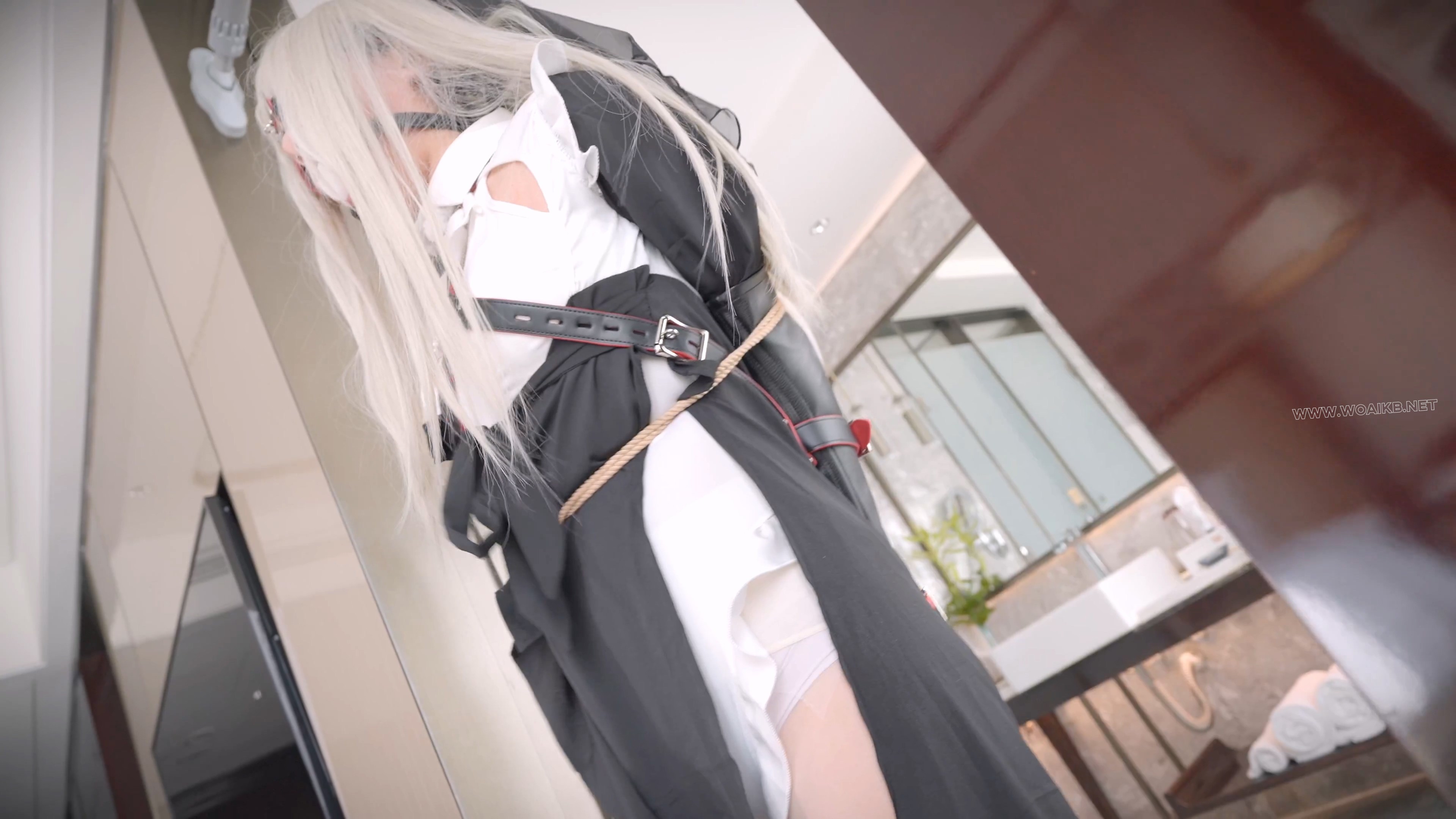 《惩罚堕落修女2》可爱纯洁的白丝修女，情欲萌生，孤独难耐，自愿被吊起来惩罚！超 预览图