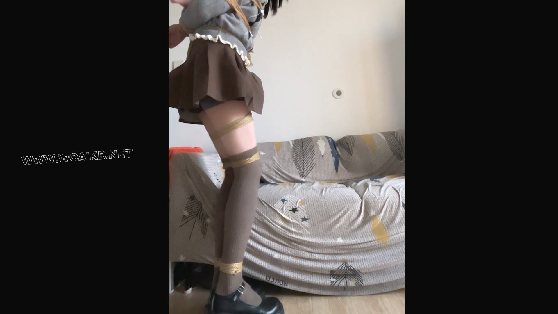【日常叶子】站立挣扎的后高手+TD，棕色过膝 预览图