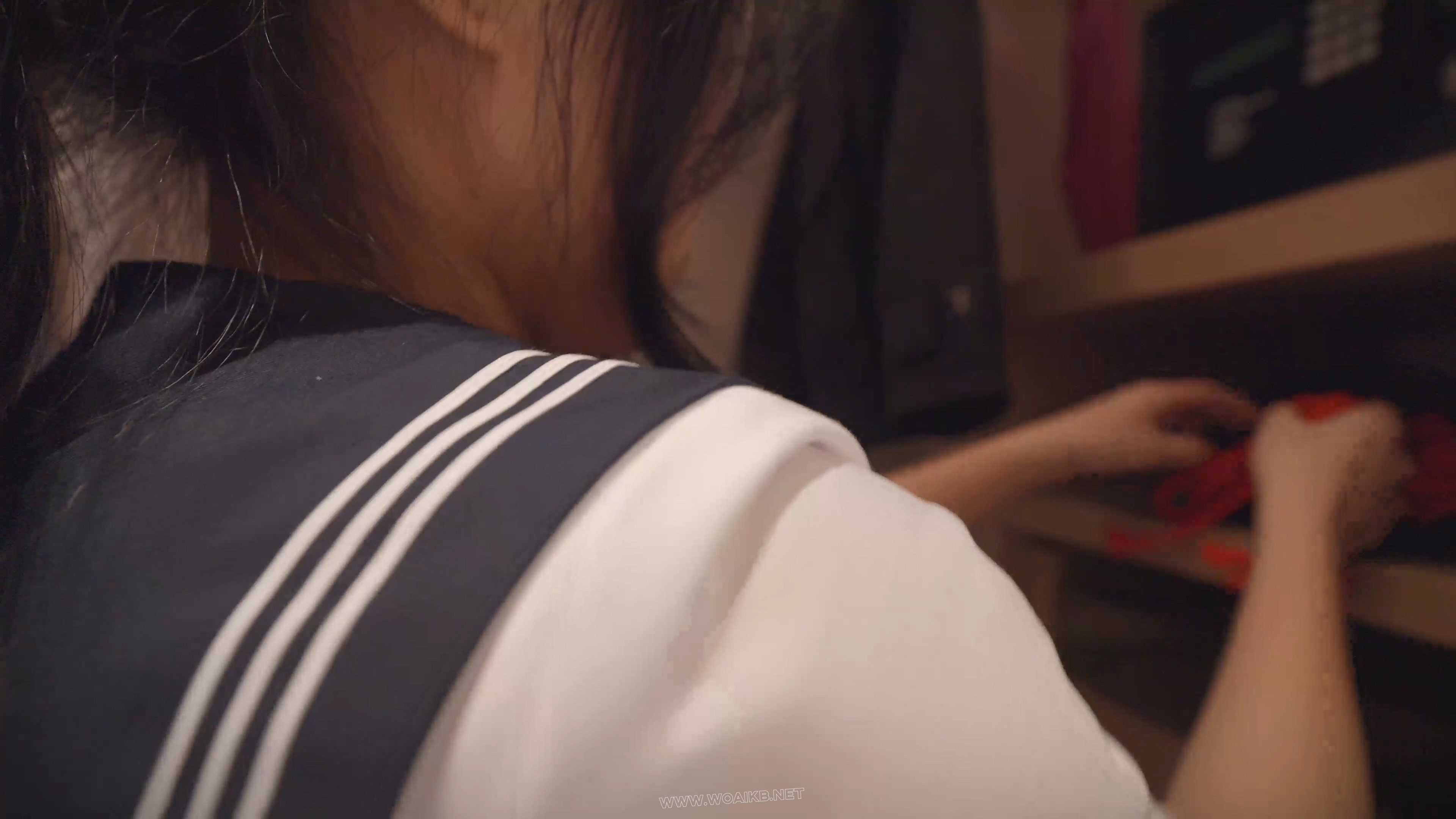 《我的妹妹是个小M》第1集：妹妹偷偷自缚被发现以后…… 趁哥哥出门，jk妹妹偷偷玩… 封面图