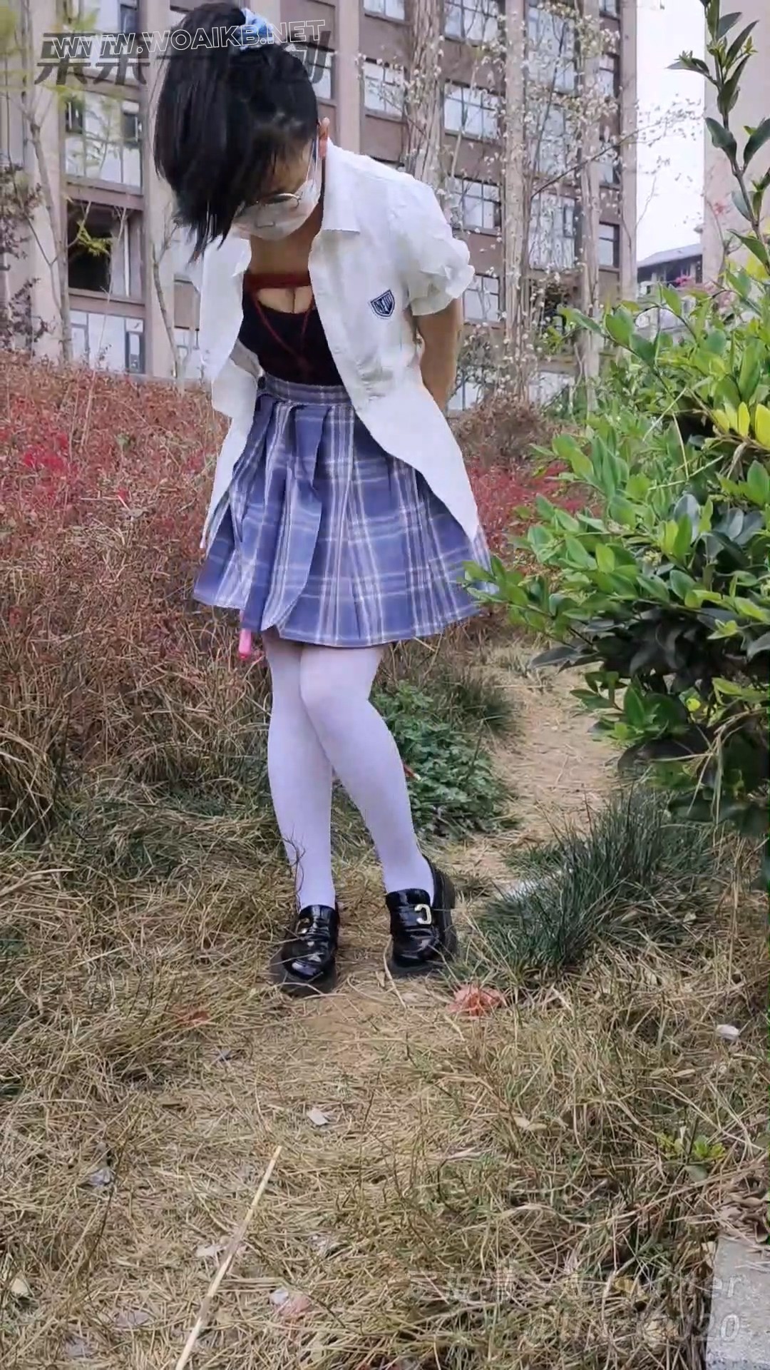 《小M女邻居08》户外羞耻调教、户外强制高高到失禁、自嗨、JK白丝、死库水、多次强高 预览图