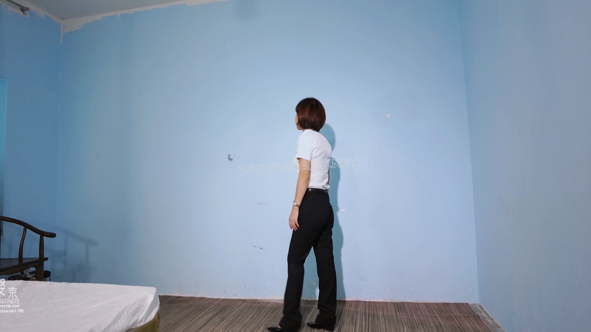 《毒贩的请君入瓮》 当美丽女检落入毒贩陷阱中被点穴无法反抗想想就知道那下场有多… 封面图