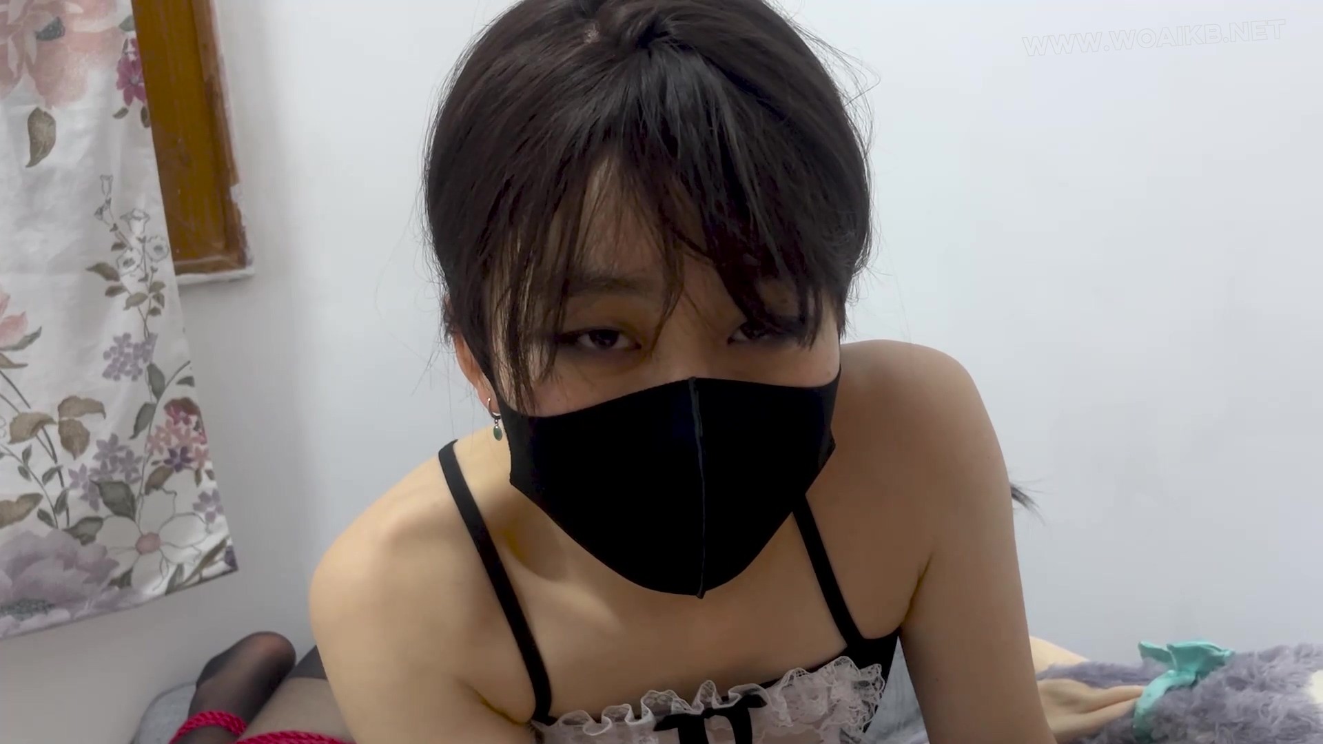 【出租屋游戏】小董的日常捆绑玩弄 – 绳缚 – 黑丝女仆 – 筋膜枪 封面图