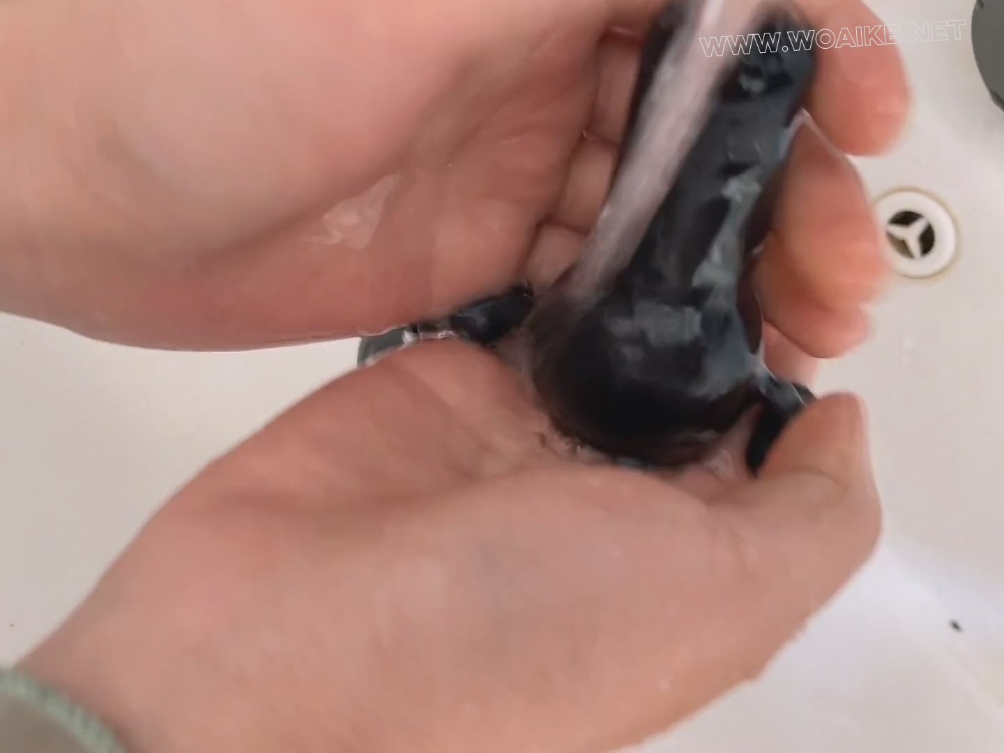绿衣汉服慧慧与深喉y具口球的较量 嘴唇多次紧紧闭合 堵嘴口水福利 预览图