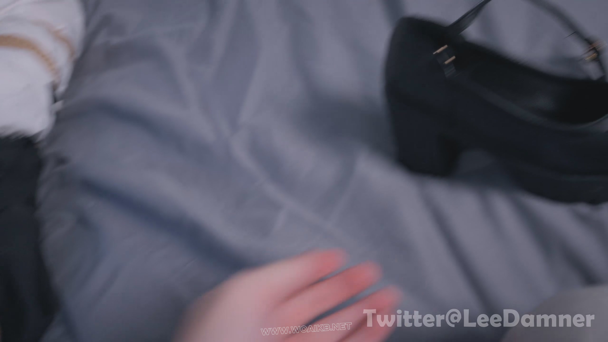 《明星贩卖记Ⅱ》精心打扮的玉玉去见粉丝，喝了粉丝递的水，却晕了过去……醒来后 预览图