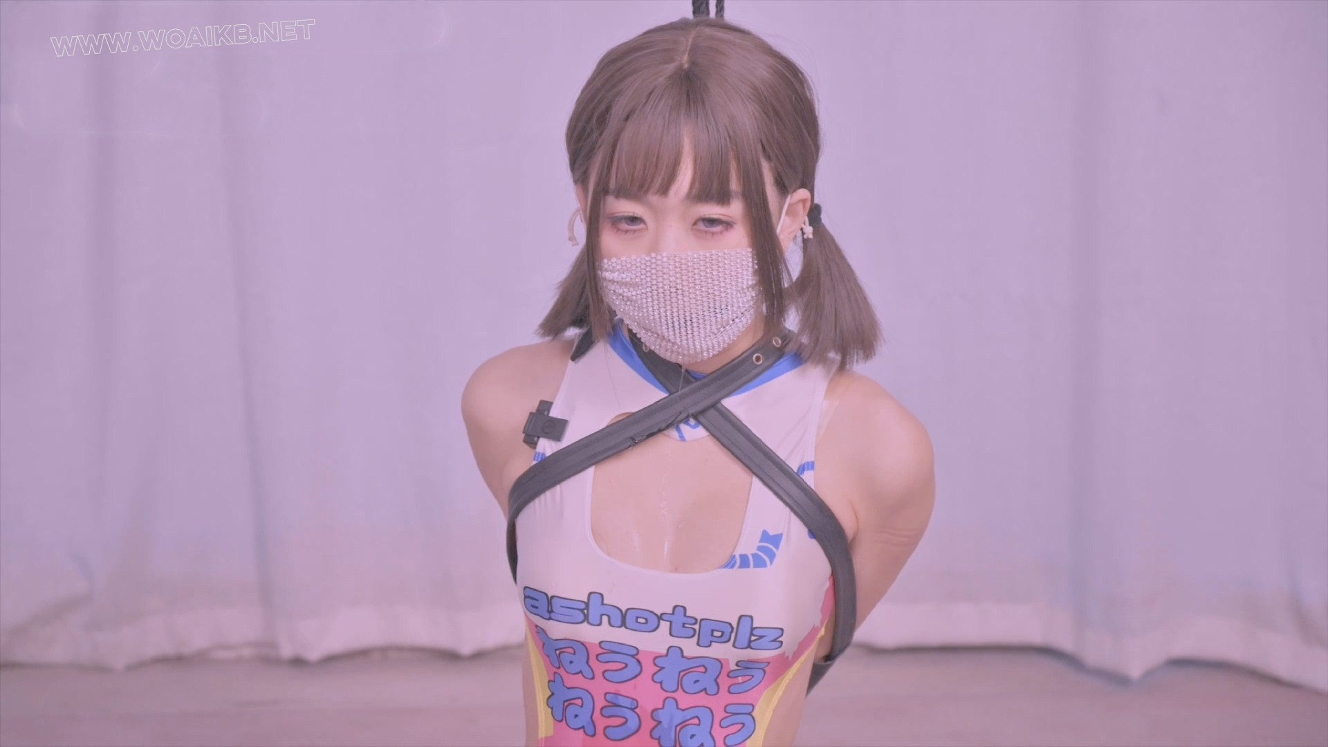 定拍 粉色泳衣可爱的小萝莉拘束（下） 预览图