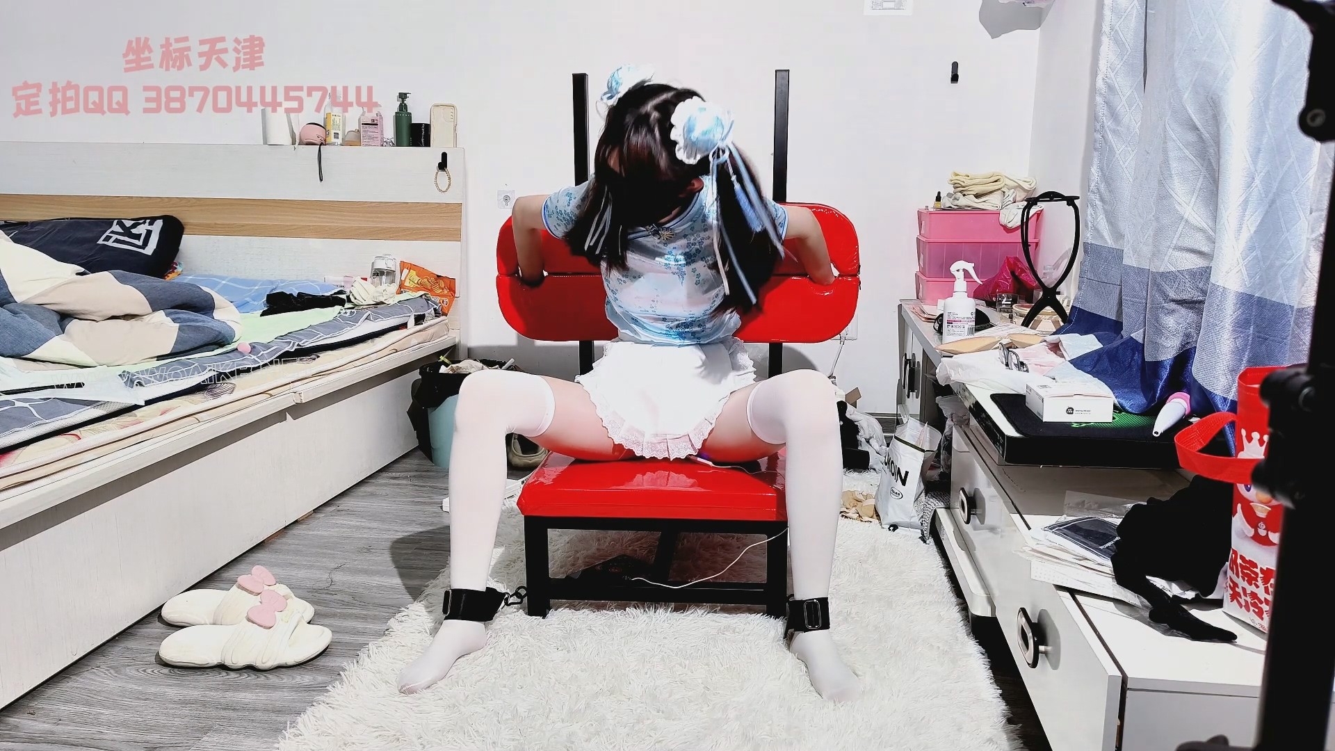 中华娘雪儿被漫展摄影尾随入室续集之口水篇，揉胸，后入，口，TD折磨，强制GC，QJ 预览图