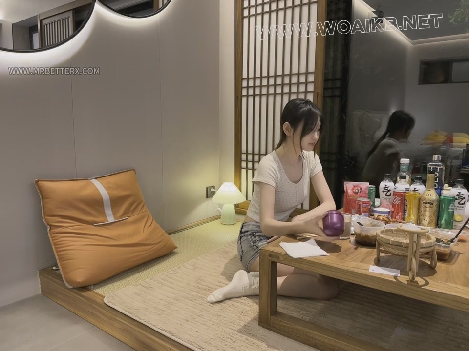温泉之旅2 倩倩和贝老板喝酒玩游戏，循序渐进的玩上捆绑调教，不得不说，倩倩的演… 封面图