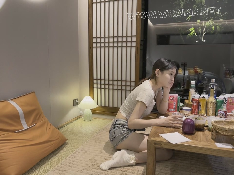 温泉之旅2 倩倩和贝老板喝酒玩游戏，循序渐进的玩上捆绑调教，不得不说，倩倩的演 预览图