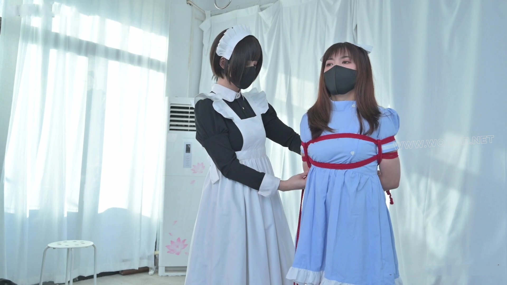 百合女仆调教3 百合loli调教 女虐女 强制开口 片足放置 强糕放置 鞭打 强膏 预览图