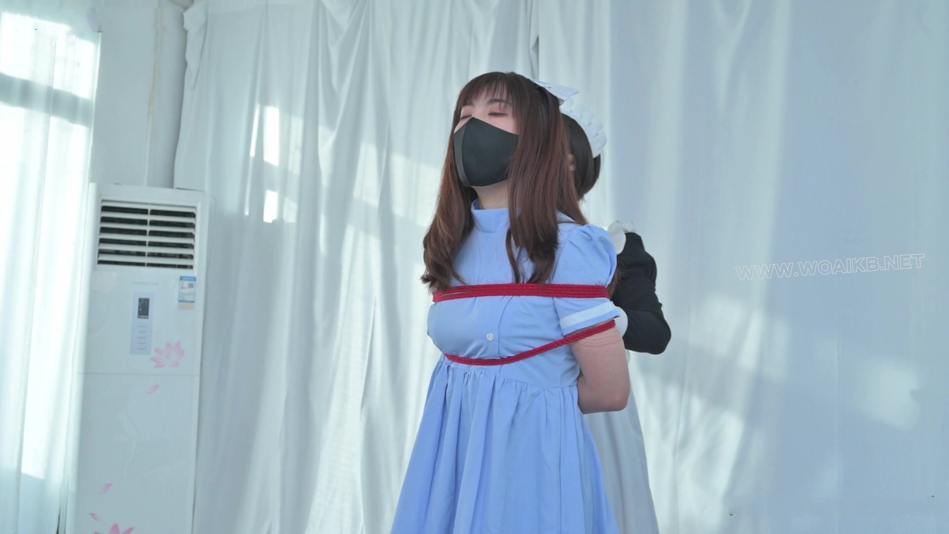 百合女仆调教3 百合loli调教 女虐女 强制开口 片足放置 强糕放置 鞭打 强膏 预览图