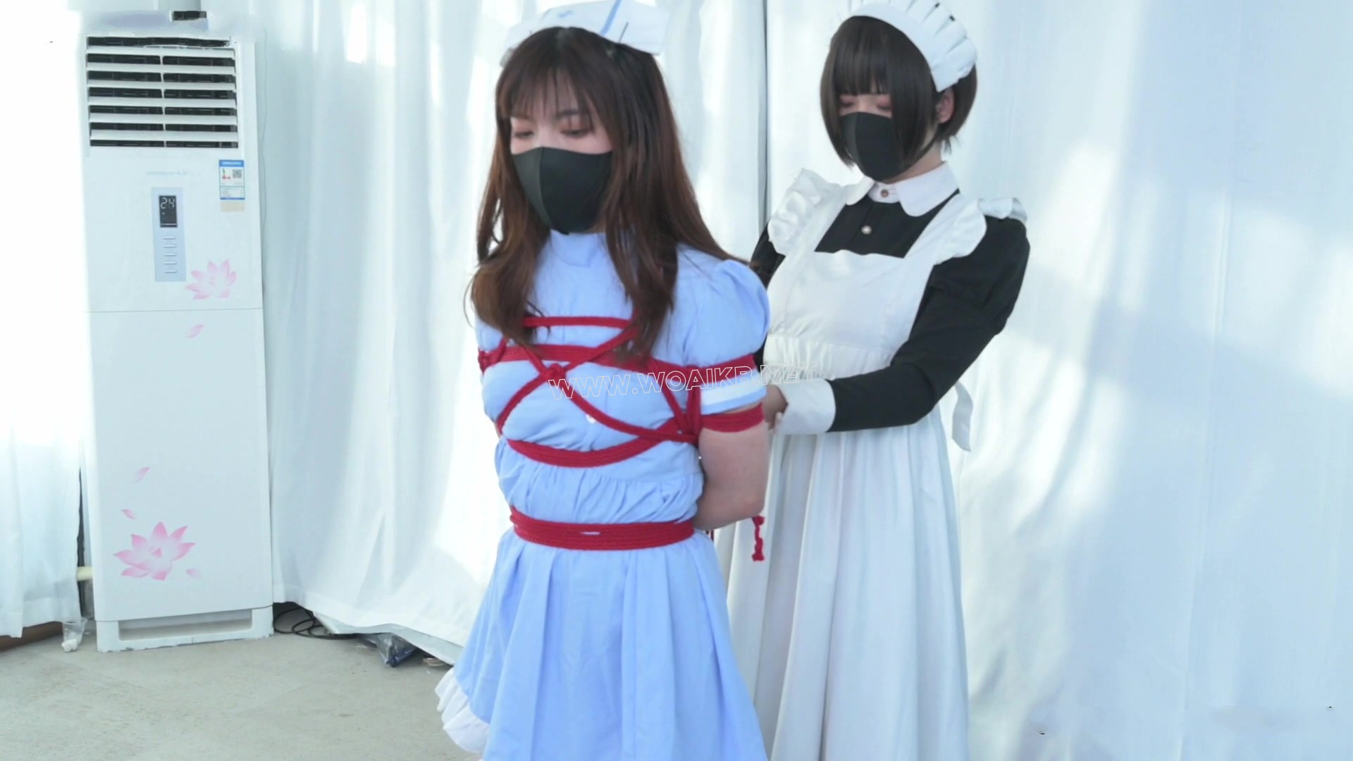 百合女仆调教3 百合loli调教 女虐女 强制开口 片足放置 强糕放置 鞭打 强膏 预览图