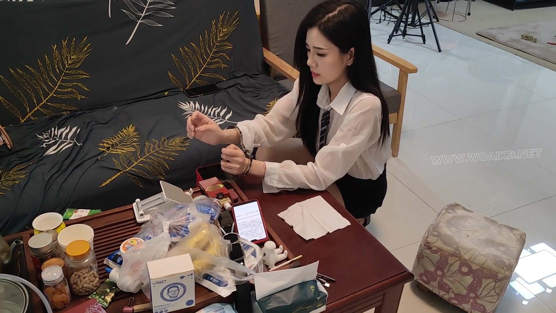 江奈 犯错的OL女秘书的饲育惩罚 吃香蕉 舔食牛奶 预览图