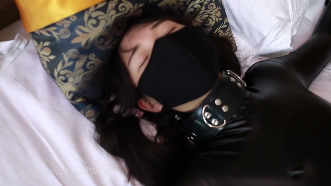小loli的自缚膏潮逃脱挑战 胶衣娃娃 连续膏潮 胶衣 loli 自缚 逃脱挑战 DID 自缚挣扎 预览图