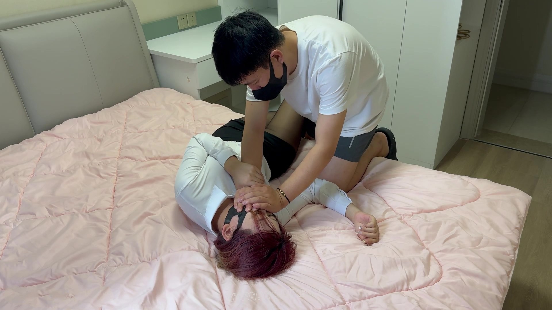 直播风波 预览图