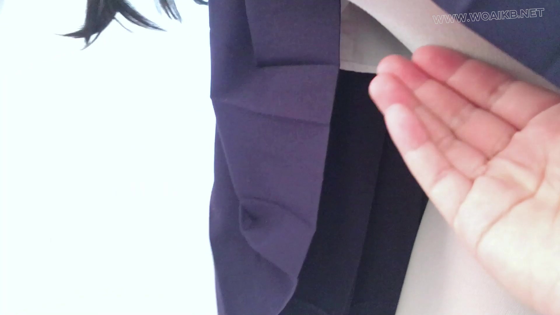 双马尾JK少女独自在家被闯入续作！白丝无内+被玩到GC喷尿！下面都湿透了 全吊缚 + 预览图