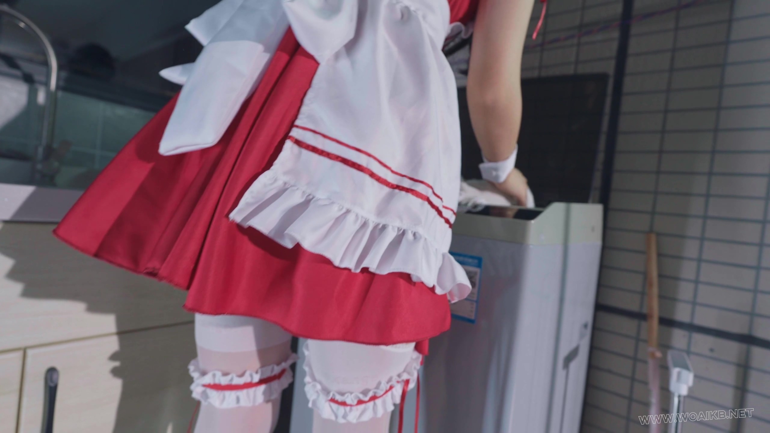《深夜的家政女仆》上篇 深夜被主人推倒的女仆～是萌妹哟，皮肤嫩的稍微绑一下就红 预览图