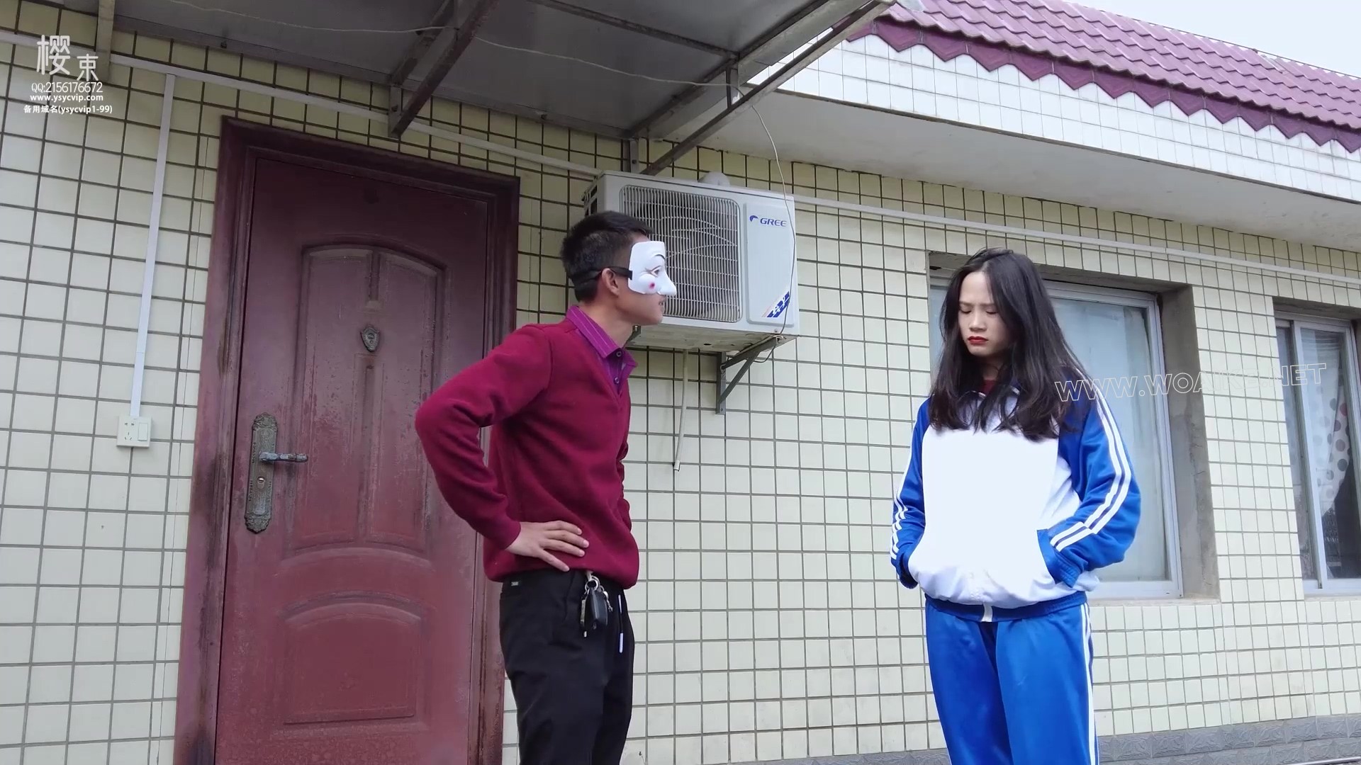 《坑妈的女儿》 身为武术世家的单亲妈妈居然被叛逆的女儿下药假装被仇家绑架！母亲 预览图