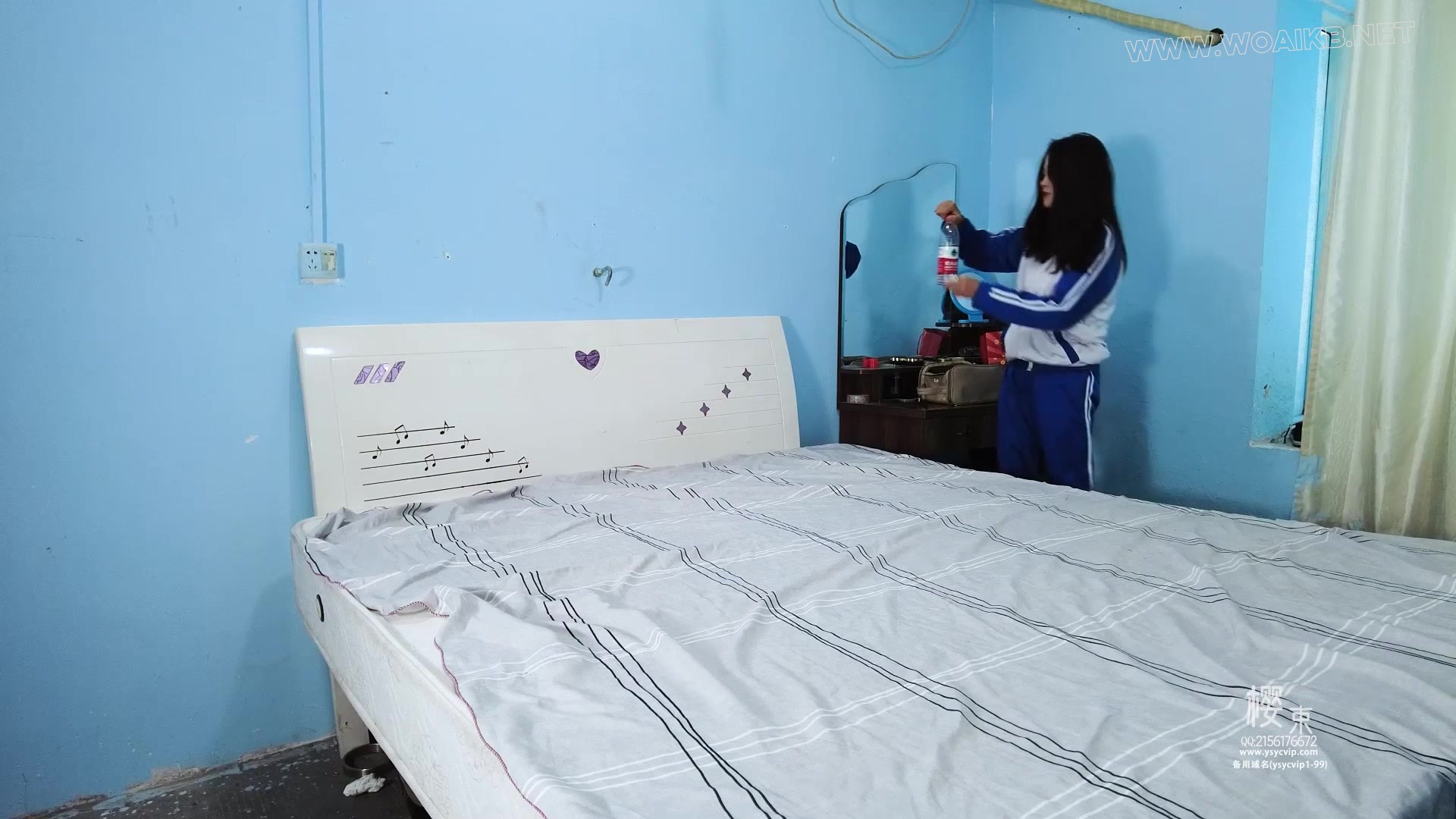 《坑妈的女儿》 身为武术世家的单亲妈妈居然被叛逆的女儿下药假装被仇家绑架！母亲 预览图
