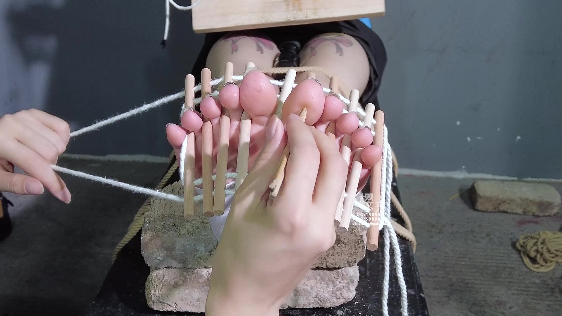 《最后的倔强》牢房提审学生间谍！戴木咖老虎登上拶指夹脚趾手指酷刑折磨疼的撕心 预览图