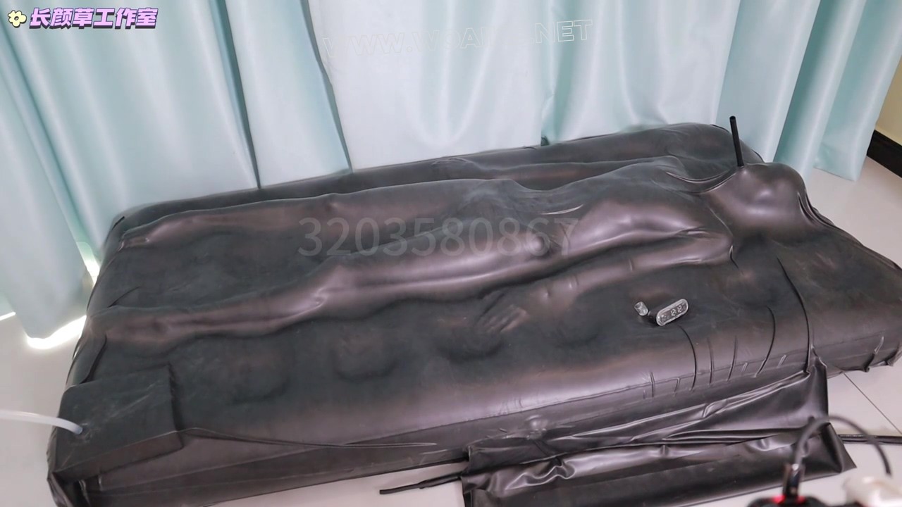 3小时真空床Y具刺激调教 放置闷热，全程没有放出来最后放出来的时候都虚脱了 预览图