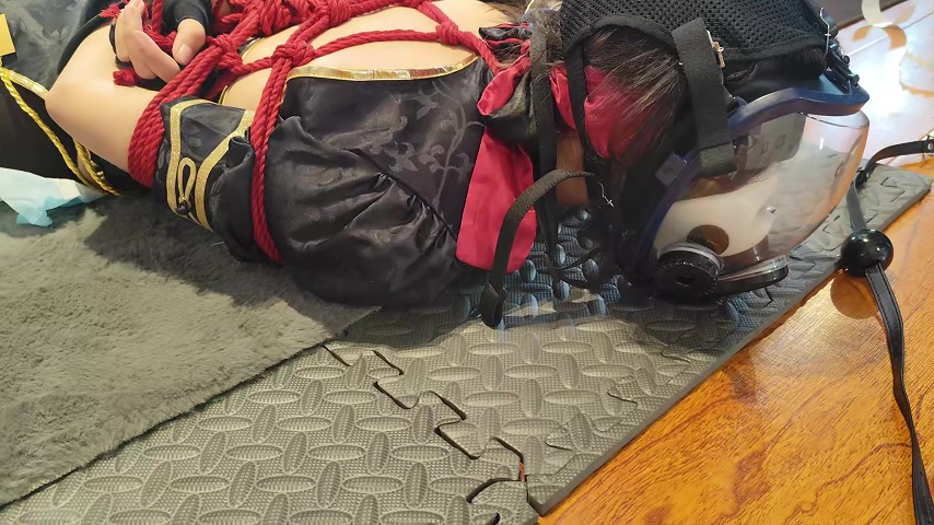 宁红夜 新来的小哥哥带自己的小m来体验 暴虐 无内黑丝！单腿吊缚 透明敷贴ZX 崩溃 预览图