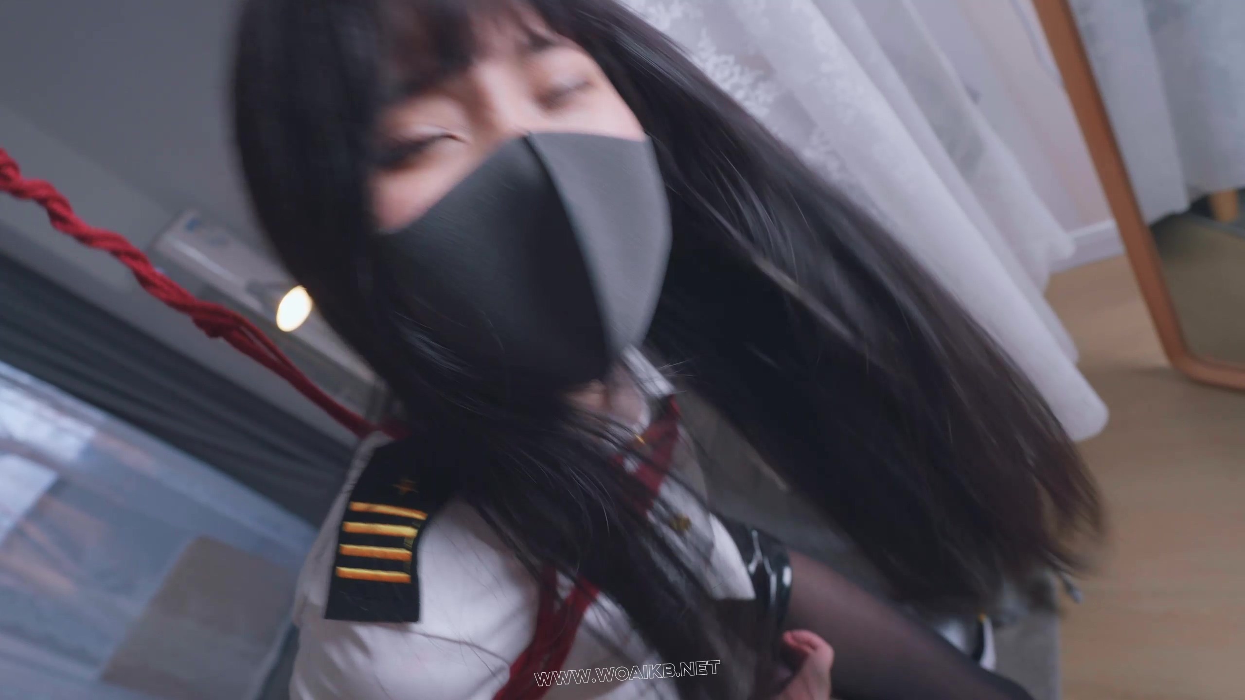 《女巡逻官》下 寻找失联同事未果反被罪犯用手铐逮捕！手铐铐脚+吊绑+椅缚+AV棒蛋 预览图