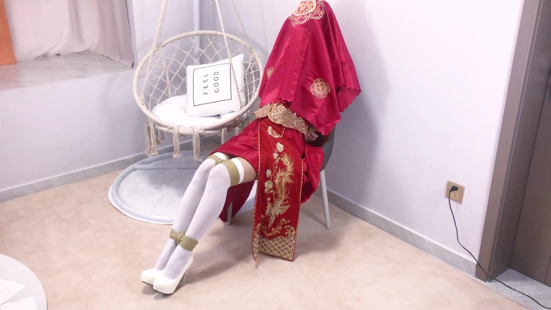 《婚之劫难》-第二集-客户定拍-中式婚礼题材+口球堵嘴+日式紧缚+胸缚+并腿缚+遥控T 预览图
