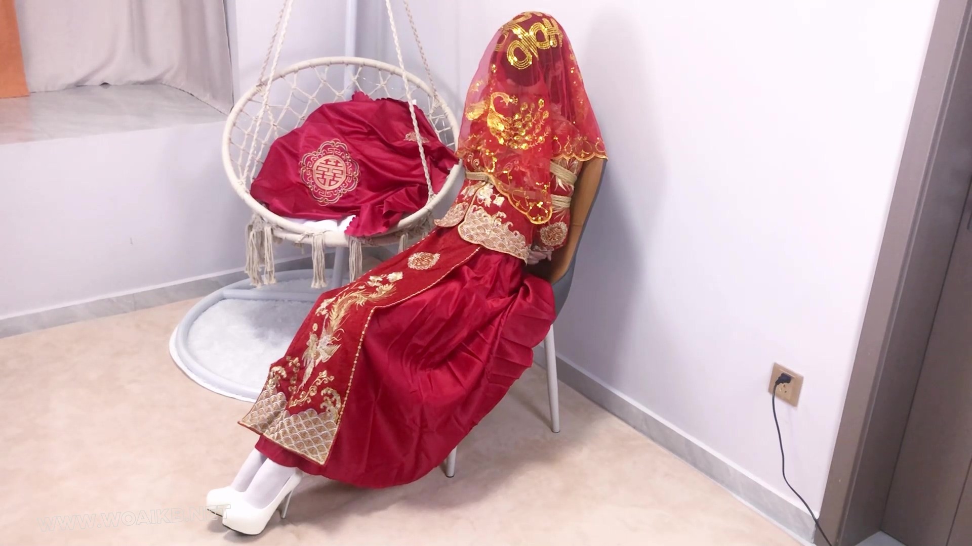 《婚之劫难》-第二集-客户定拍-中式婚礼题材+口球堵嘴+日式紧缚+胸缚+并腿缚+遥控T 预览图