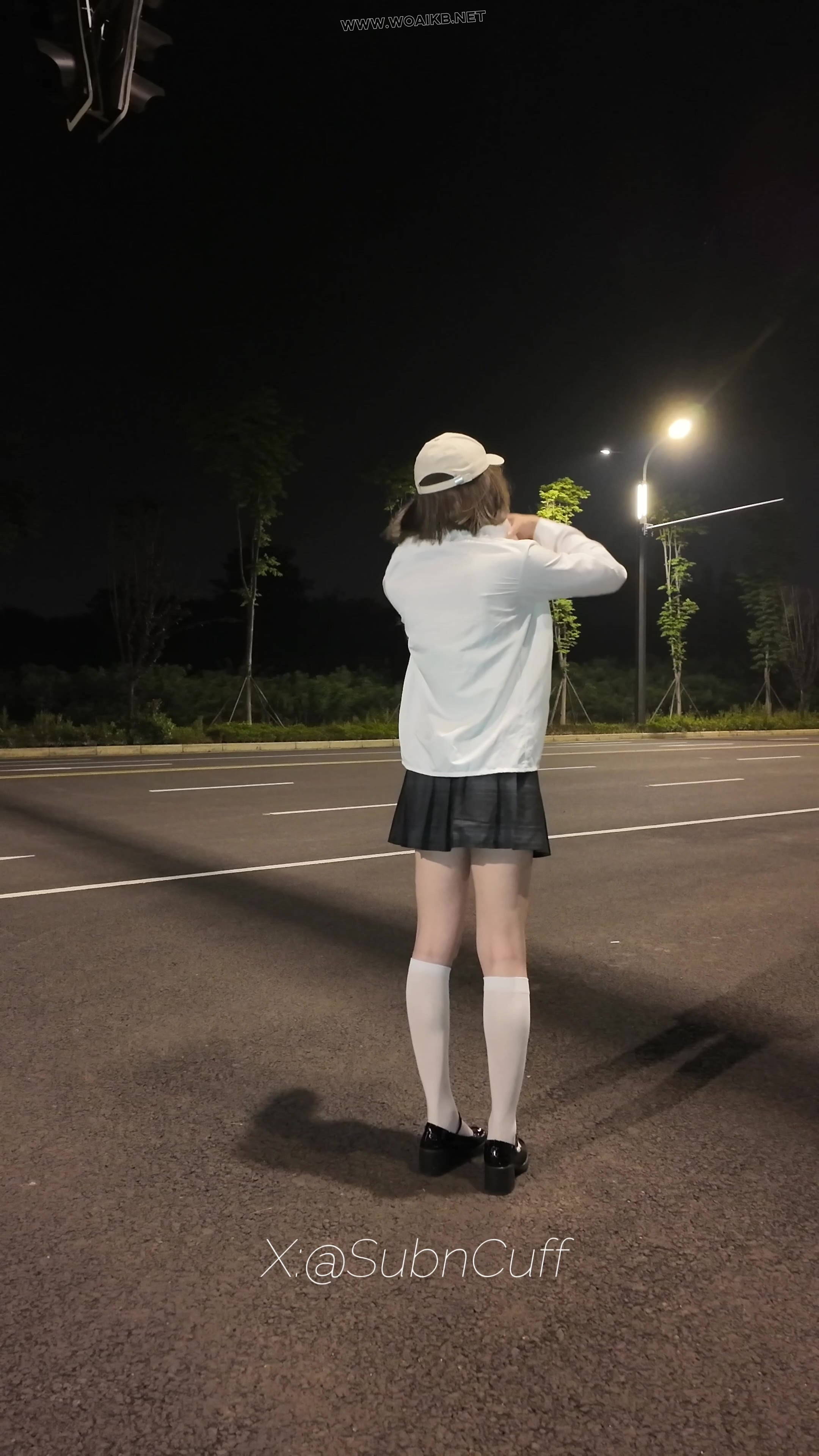 户外JK路灯吊缚SubM 预览图