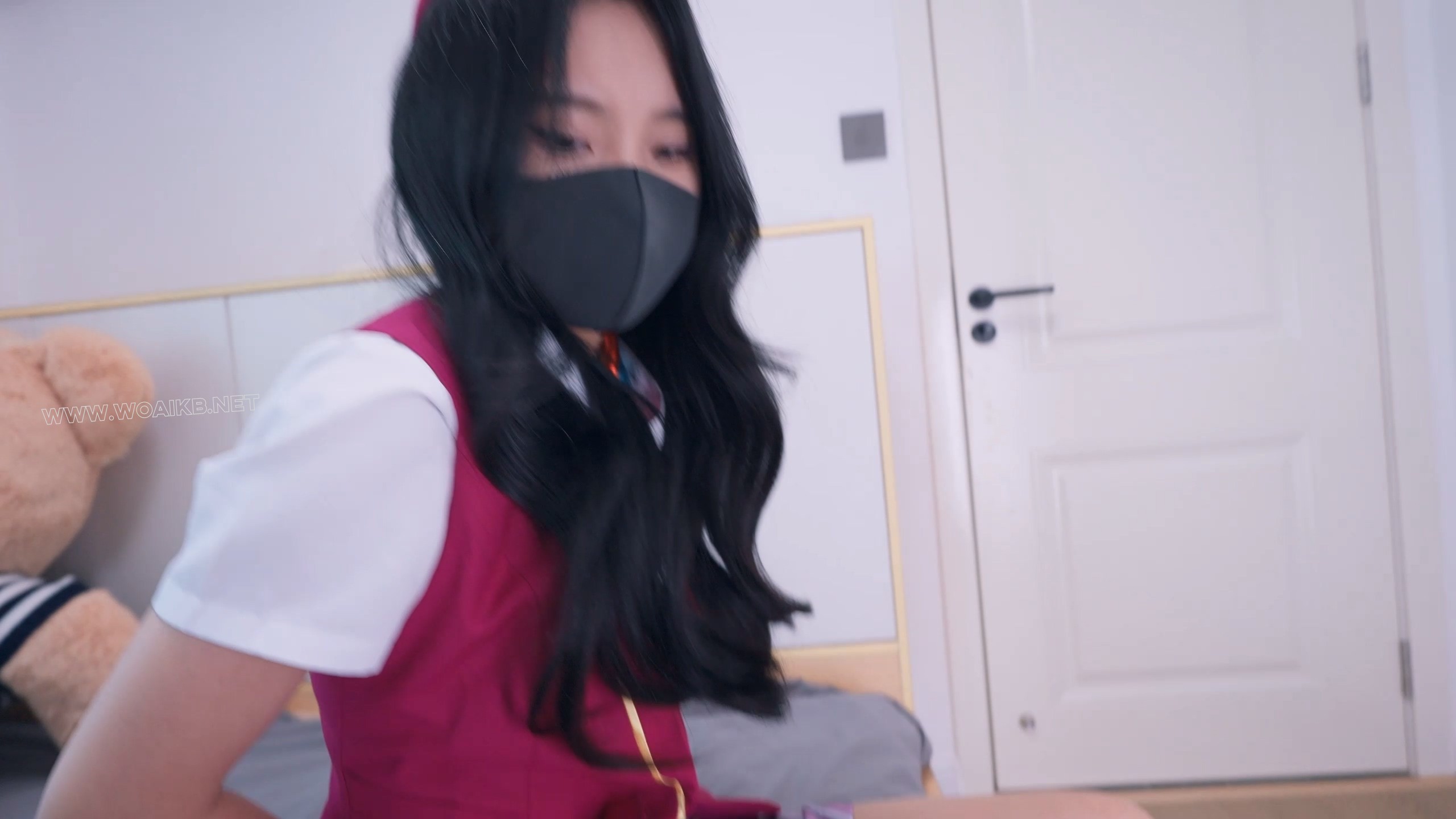 《美女空姐劫持记2》字幕版 被变态司机以视频做威胁逼迫玩一场无法获胜的游戏，游 预览图