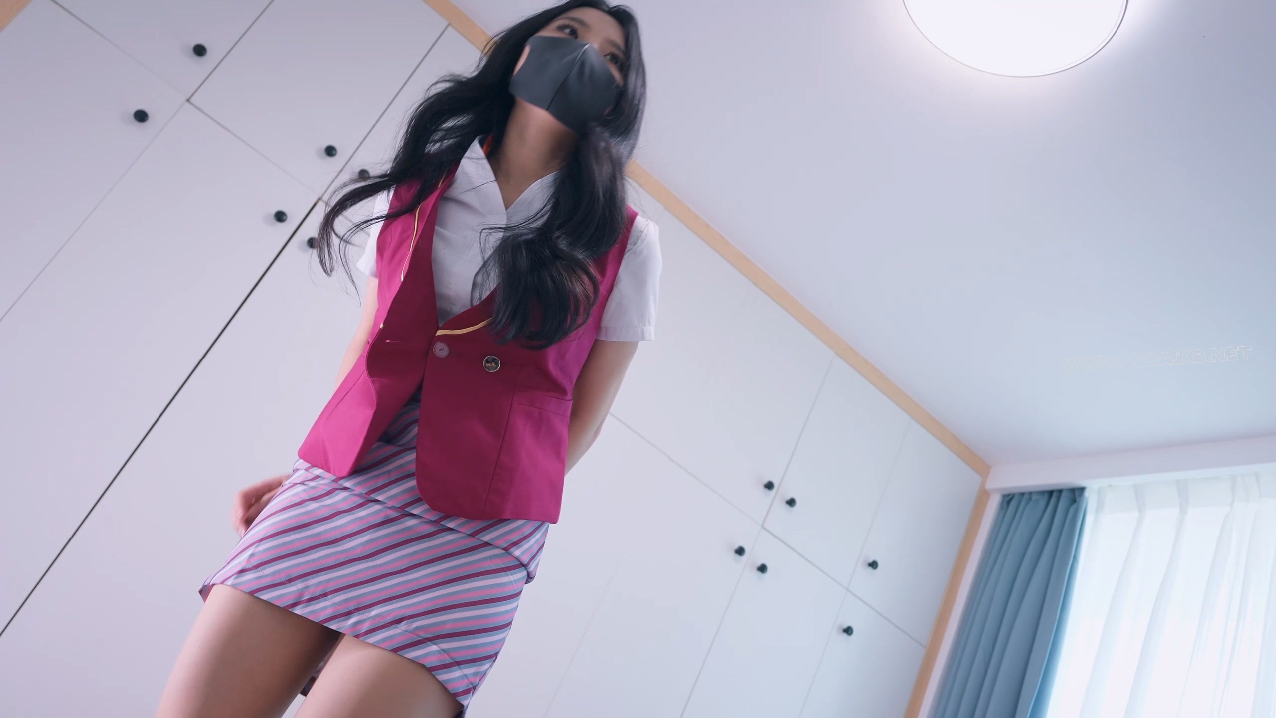 《美女空姐劫持记2》字幕版 被变态司机以视频做威胁逼迫玩一场无法获胜的游戏，游 预览图