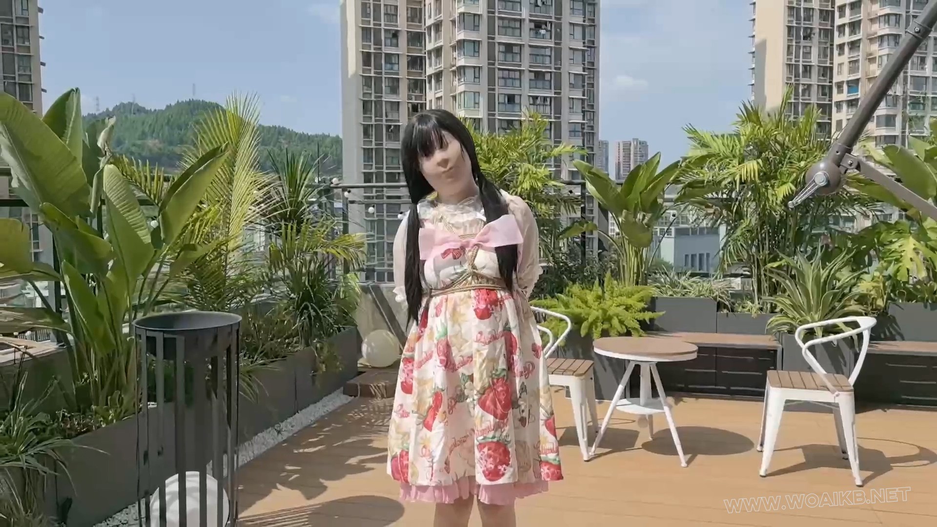人偶养成记 一年时间每天十个小时的丝袜全包 让她形成肌肉记忆 接受自己人偶的身份 预览图