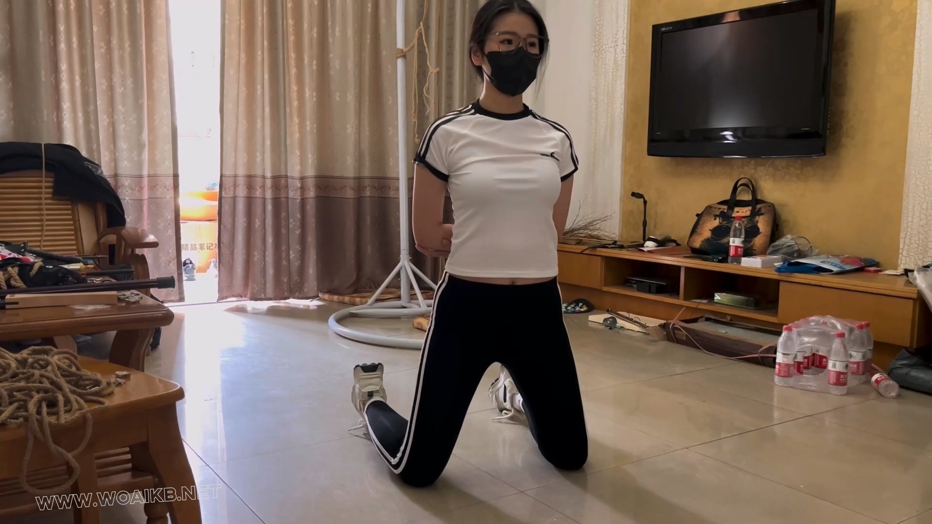 《纪舒静的家规责罚2》客户定拍调教之阿然剧情SP第二部！这次讲述了纪舒静因为没憋 预览图