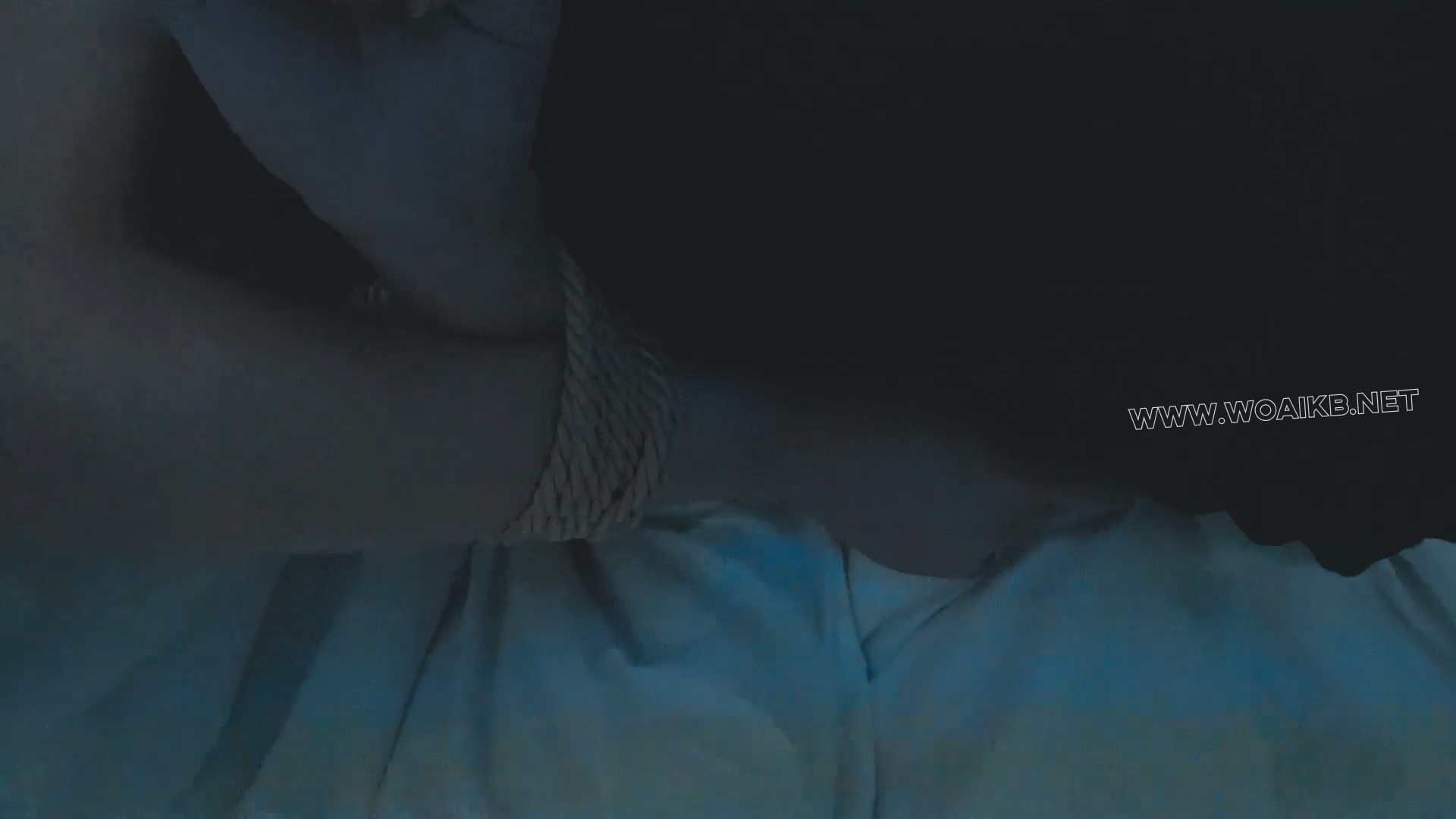 气质超好！肤白貌美大长腿女神体验绳子束缚，油亮丝袜强制gc…… 预览图