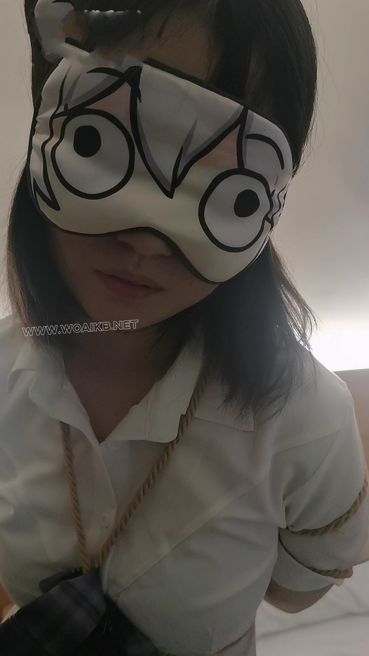 灵言单腿吊强高哭泣 预览图