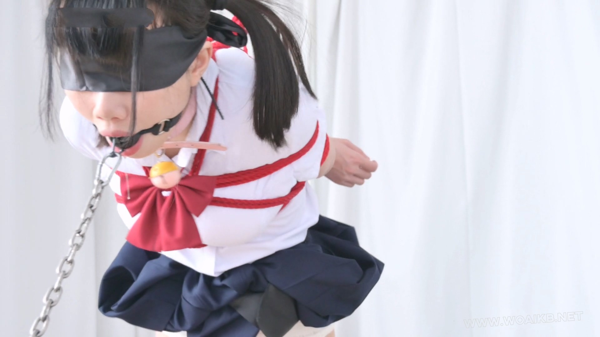 再次犯错的JK少女上集 JK 白丝 双马尾LOLI 鞭打 强膏 固定放置 强高放置 锁链口球 预览图