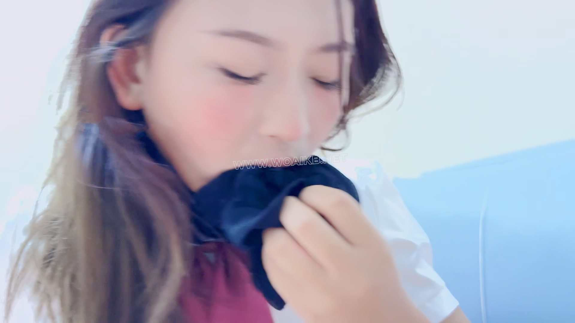 入室迷晕jk妹 入室迷晕，原味丝袜堵嘴，胶带封嘴 胶带捆绑m腿，挠痒，挠脚心，sp， 预览图