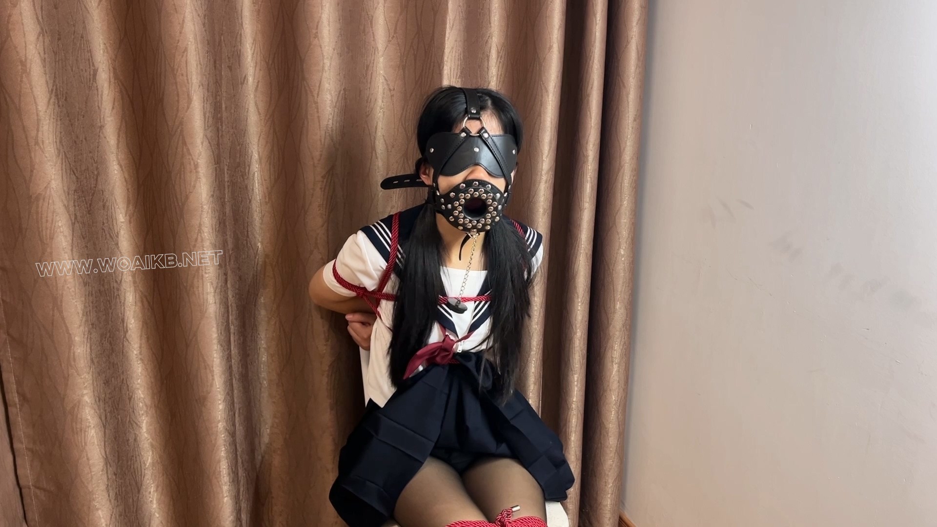 【邻家学妹之楼道惊魂-上集】What？！！楼道里面怎么会有一个黑丝JK学妹？不仅被捆… 封面图