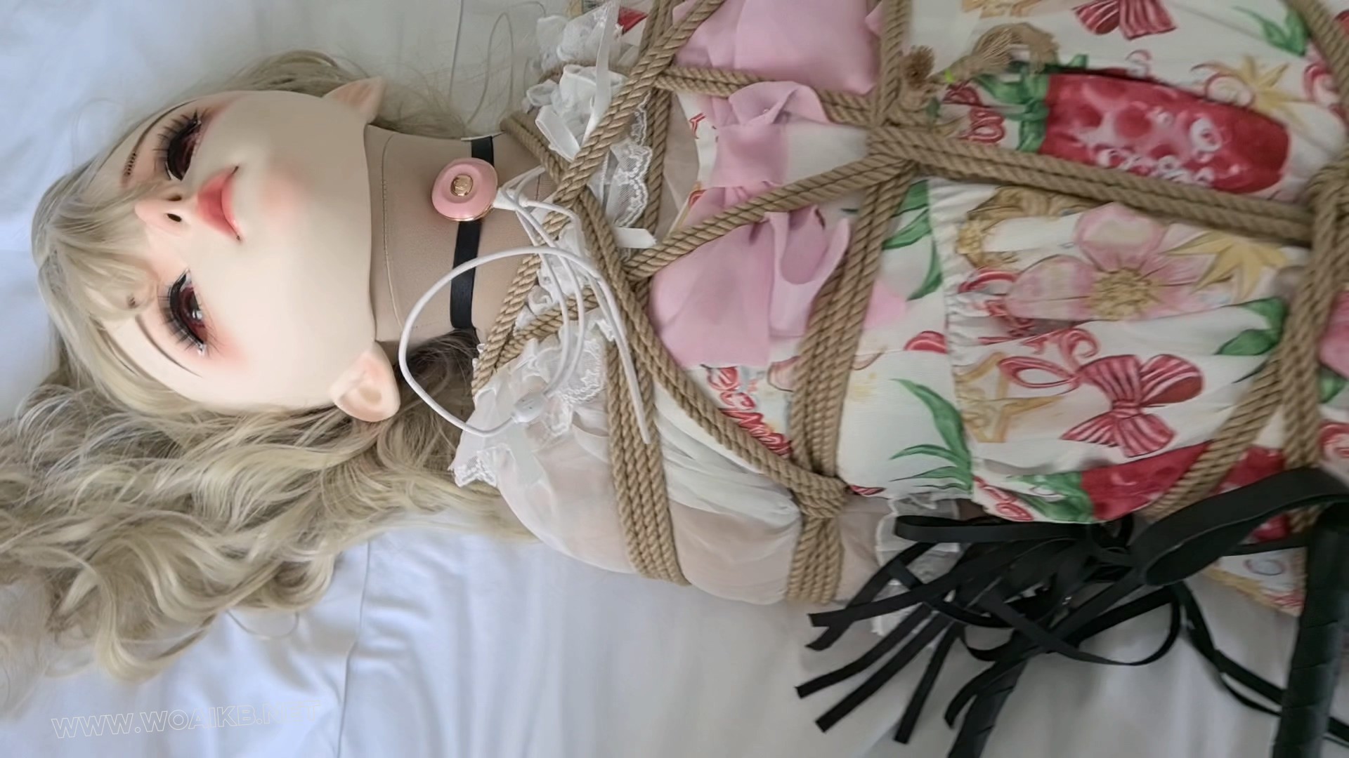 【人偶女友-01】收到一萌宠 没收住手 五六个小时玩嗨了 TD+木奉强糕，震动震动乳夹 预览图