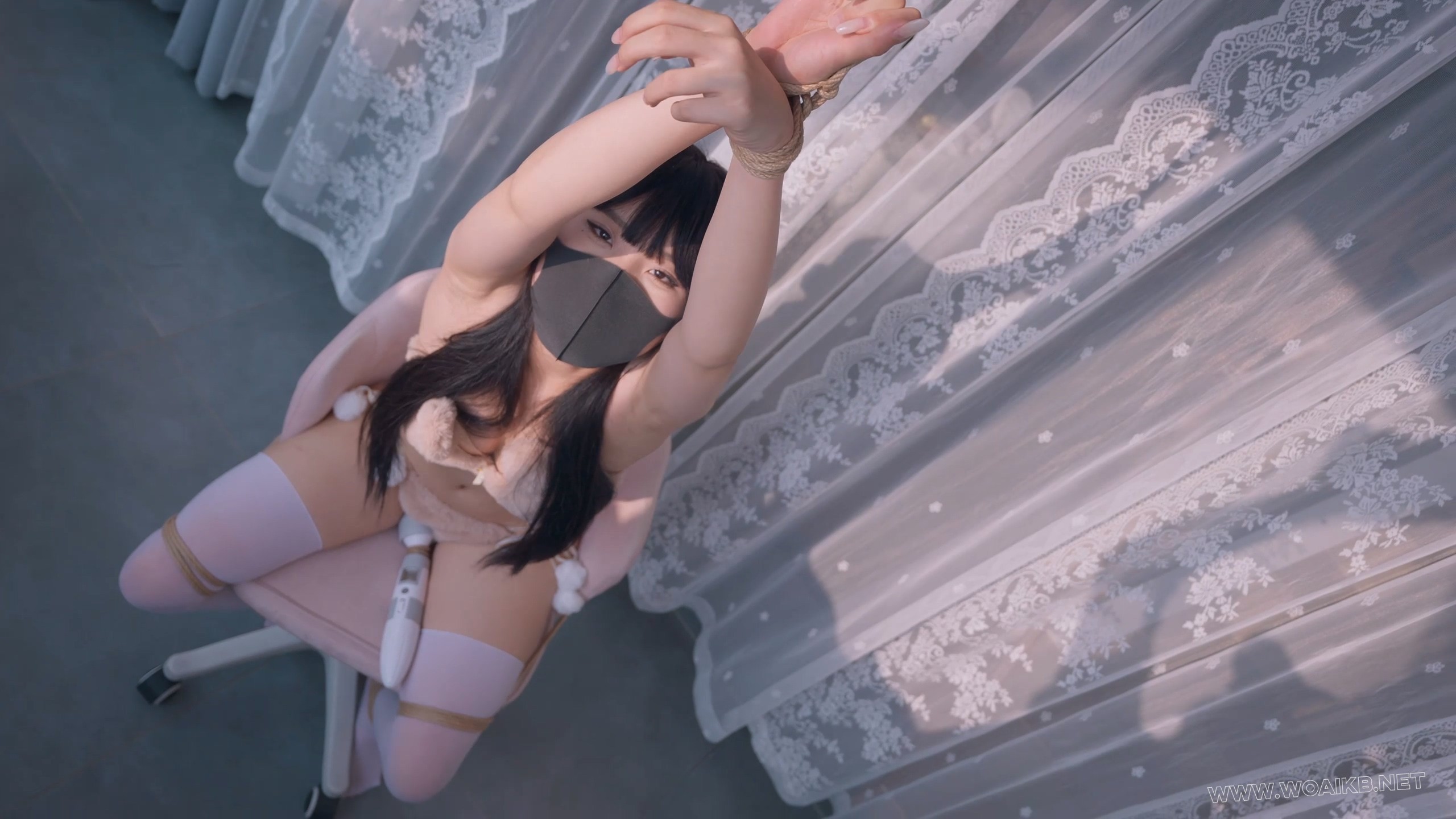 《应聘的女模特5》我在网上发布一则“应聘绳模”的兼职，没多久一位JK小姐姐就上门 预览图