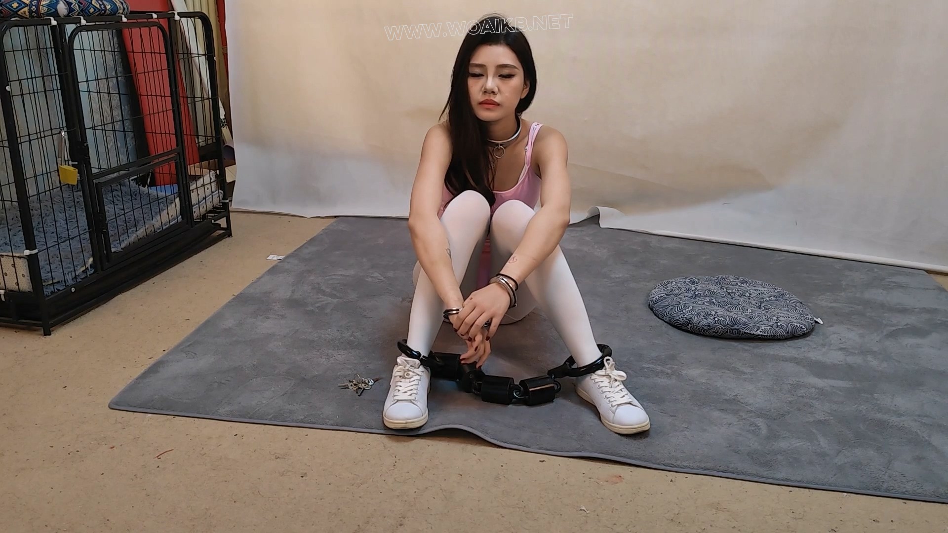 江奈 体操服白丝重镣 喜欢被打屁股 胸部按摩服务 魅惑拉丝的眼神 预览图