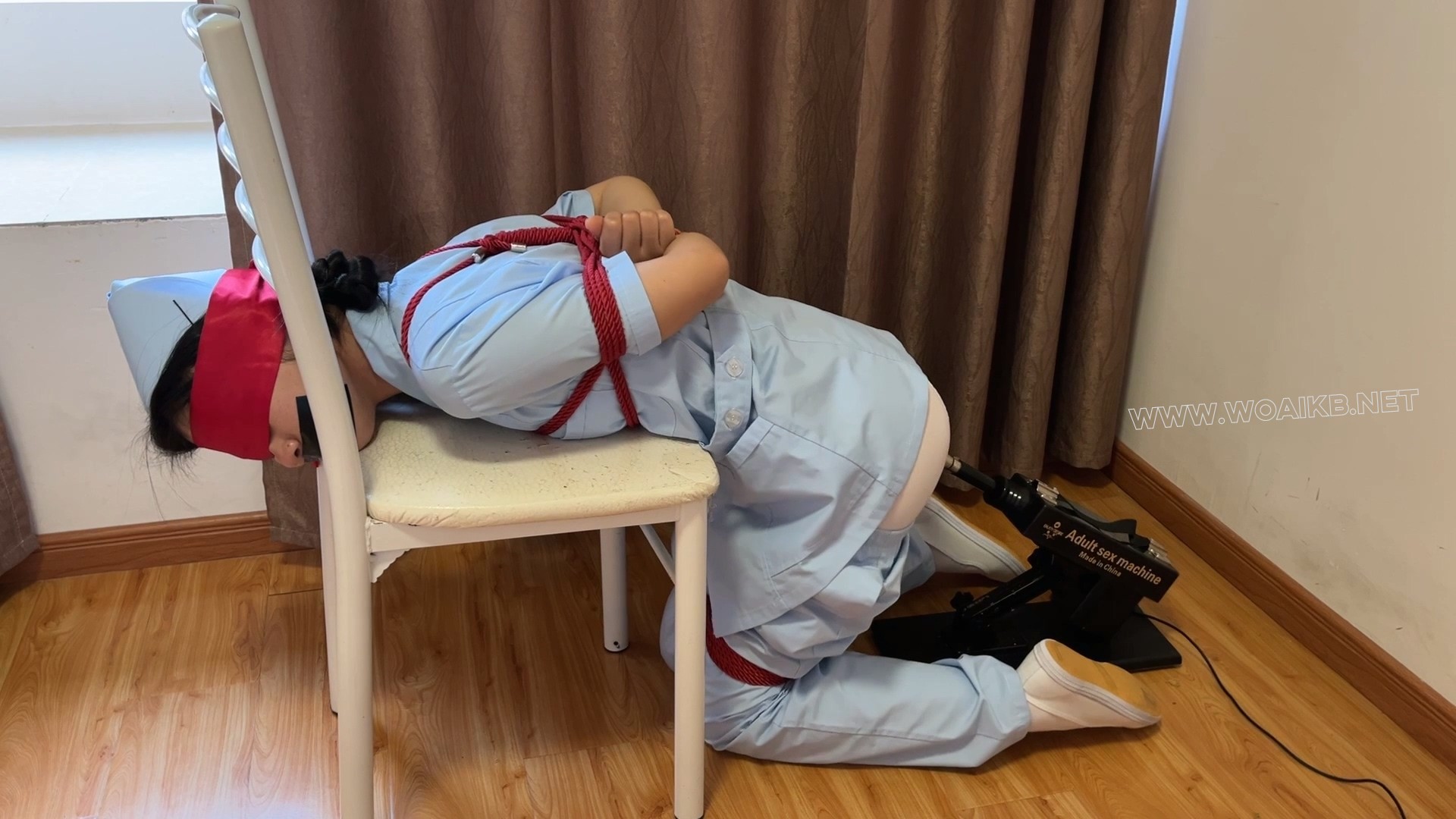【看護師の調教】【臭脚妹妹荧屏首次炮机体验】【无内白丝】【肛钩】【炮机】【SP】 预览图