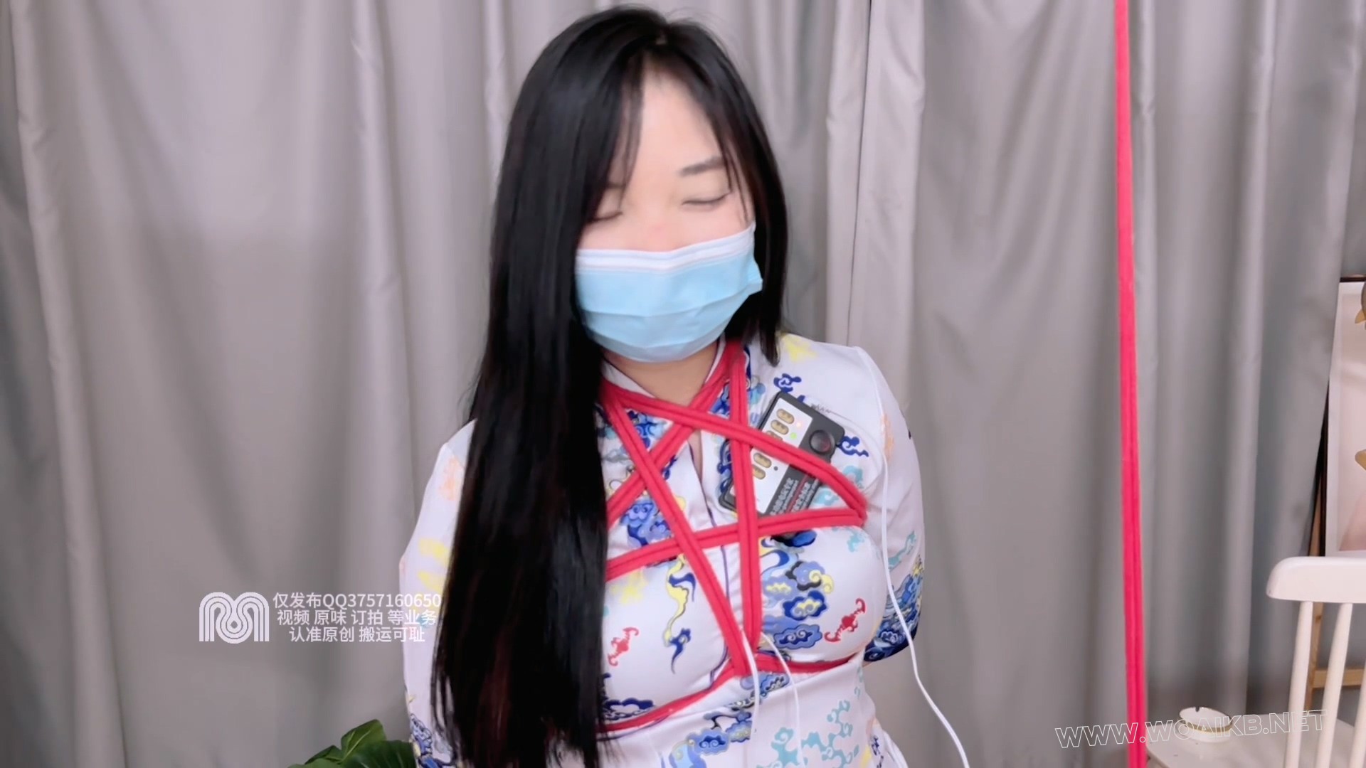 【喷尿与访谈】 姐姐的尿检与访谈～尿骚味扑鼻而来失禁潮吹喷尿女调女第一视角滴 预览图