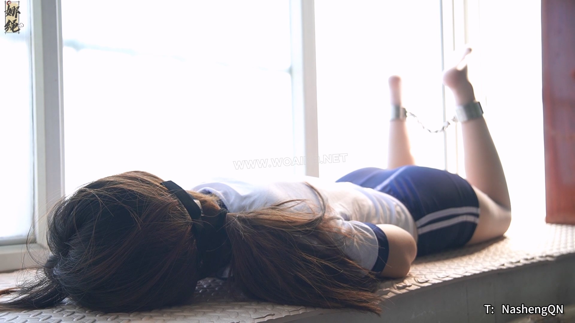 连体铐全身挣扎+铁笼铁链绑缚 预览图
